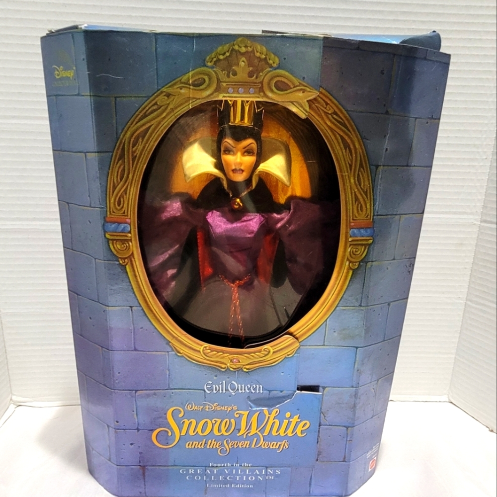 Walt Disney Snow White & Seven Dwarfs Evil Queen Limited Edition Doll 1998